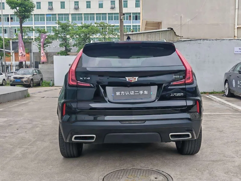 Cadillac XT4 — фото 4