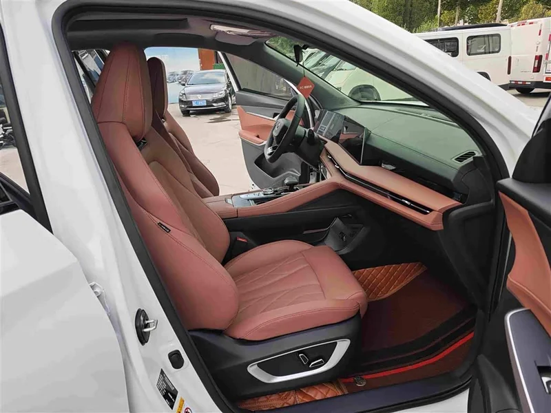 Changan CS75PLUS — фото 11