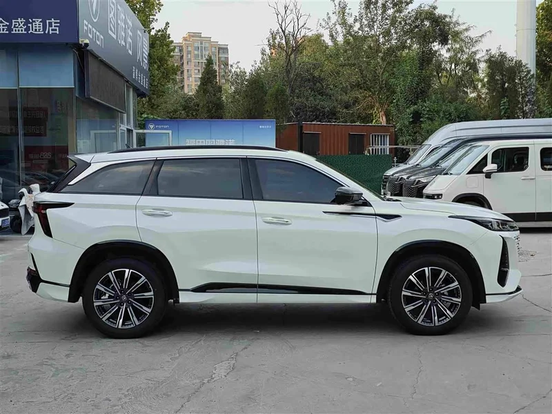 Changan CS75PLUS — фото 3