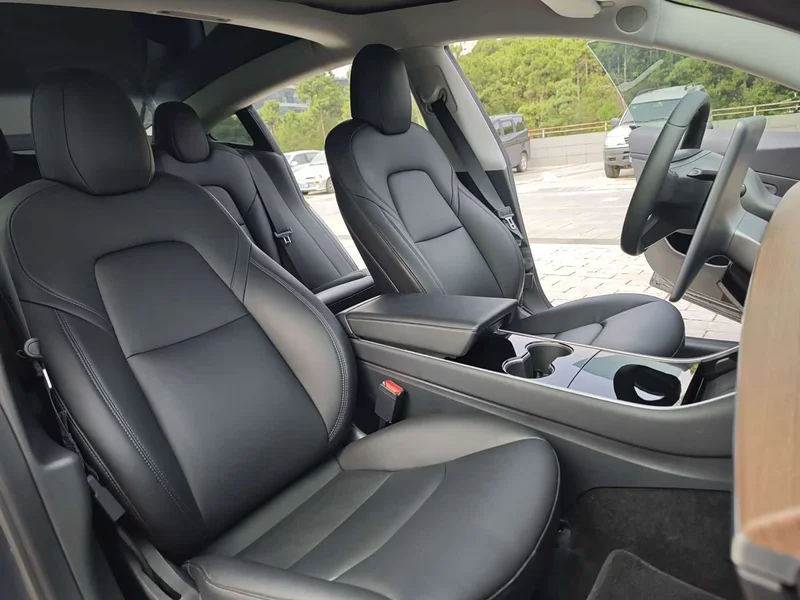 Tesla Model 3 — фото 14