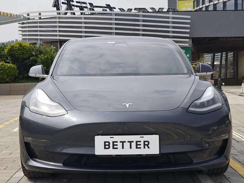 Tesla Model 3 — фото 3