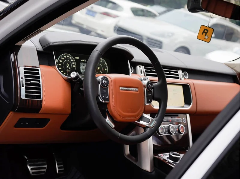 Land Rover Range Rover — фото 10