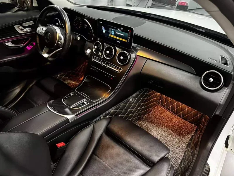 Mercedes-Benz C-Class — фото 20
