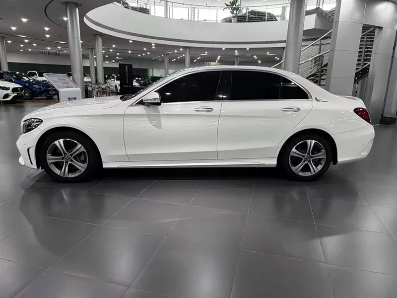 Mercedes-Benz C-Class — фото 2