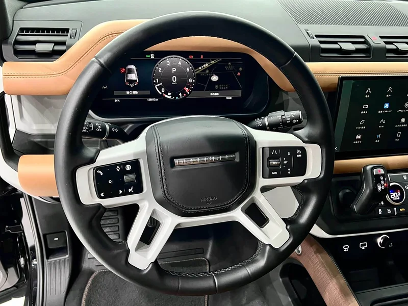 Land Rover Defender — фото 15