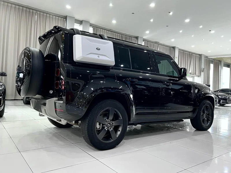 Land Rover Defender — фото 4