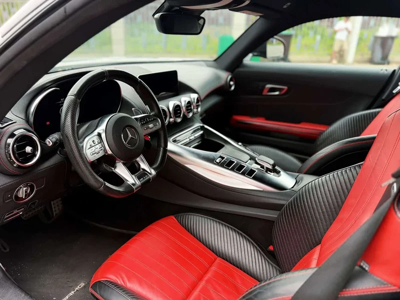 Mercedes-Benz AMG GT — фото 8