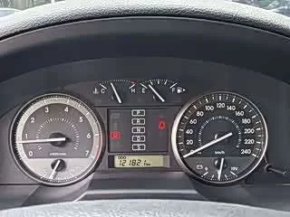 Toyota Land Cruiser (Imported) — фото 10