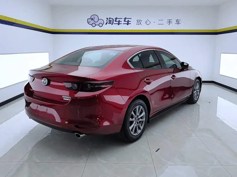 Mazda 3 Axela — фото 3