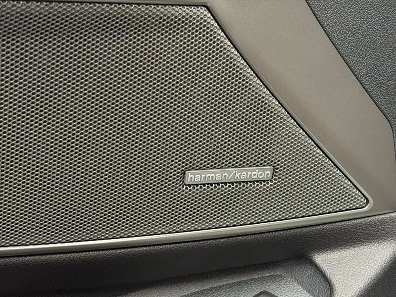 BMW 3-Series — фото 12