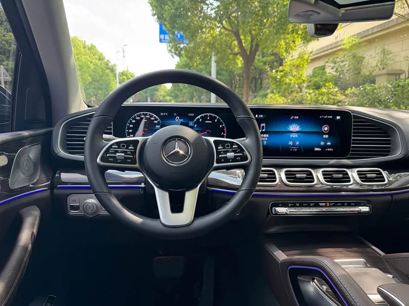 Mercedes-Benz GLE — фото 14