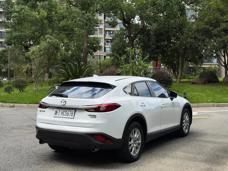 Mazda CX-4 — фото 4