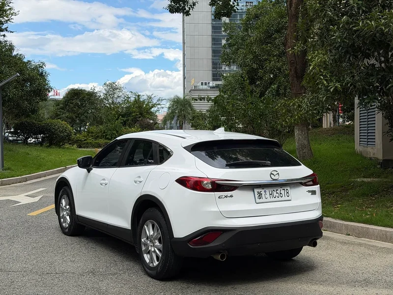 Mazda CX-4 — фото 6