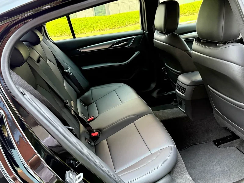 Cadillac CT5 — фото 20