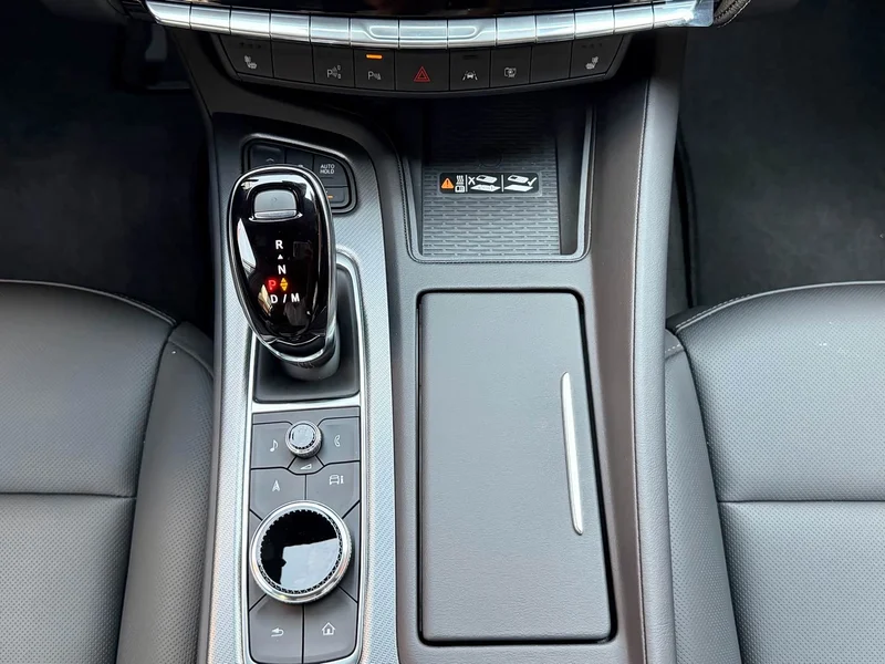 Cadillac CT5 — фото 22