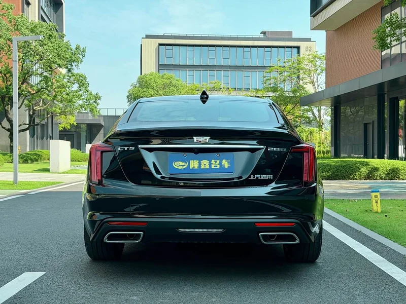 Cadillac CT5 — фото 5