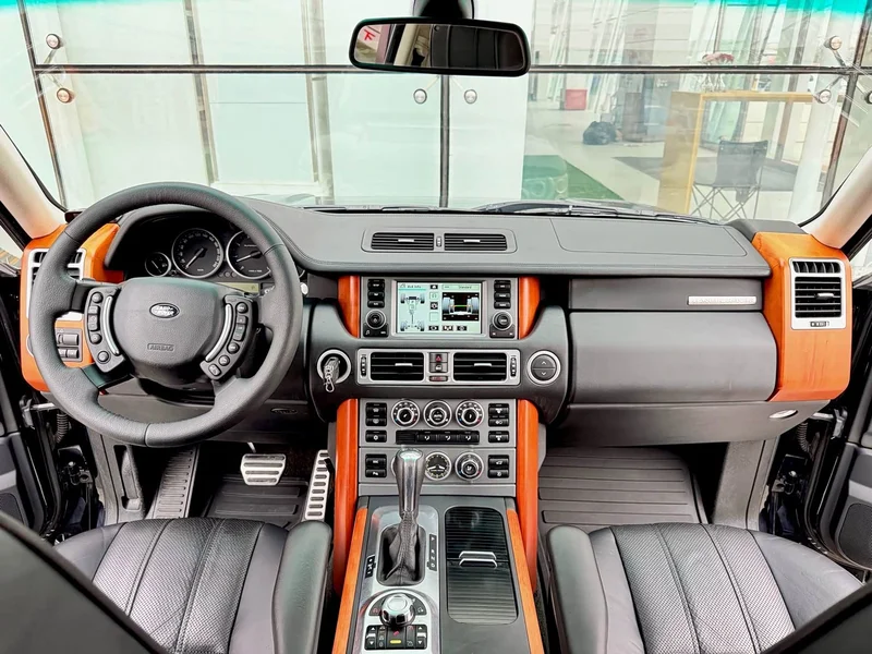 Land Rover Range Rover — фото 12