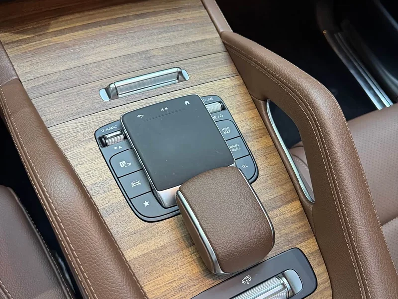 Mercedes-Benz GLS — фото 10