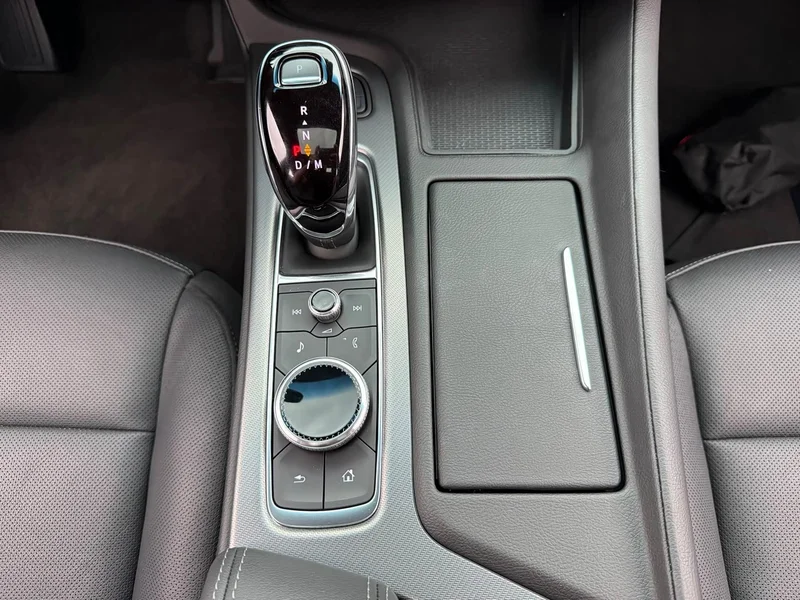 Cadillac CT5 — фото 13