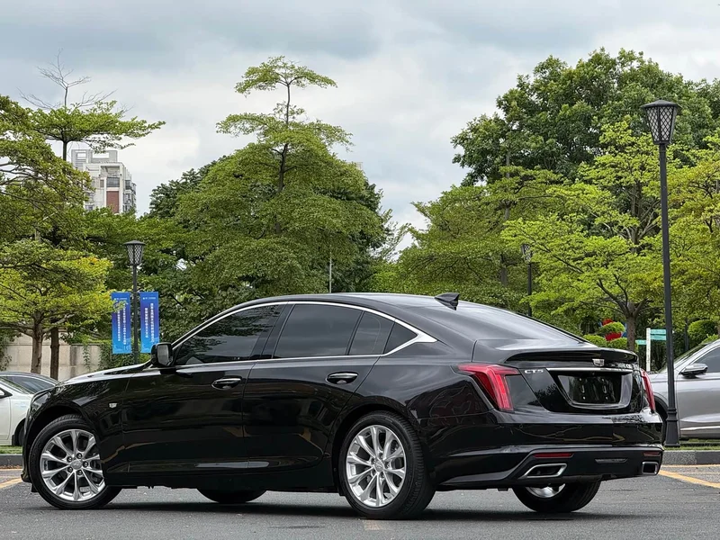 Cadillac CT5 — фото 3