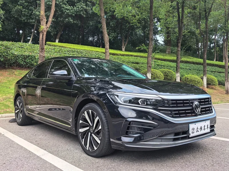 Volkswagen Passat — фото 3