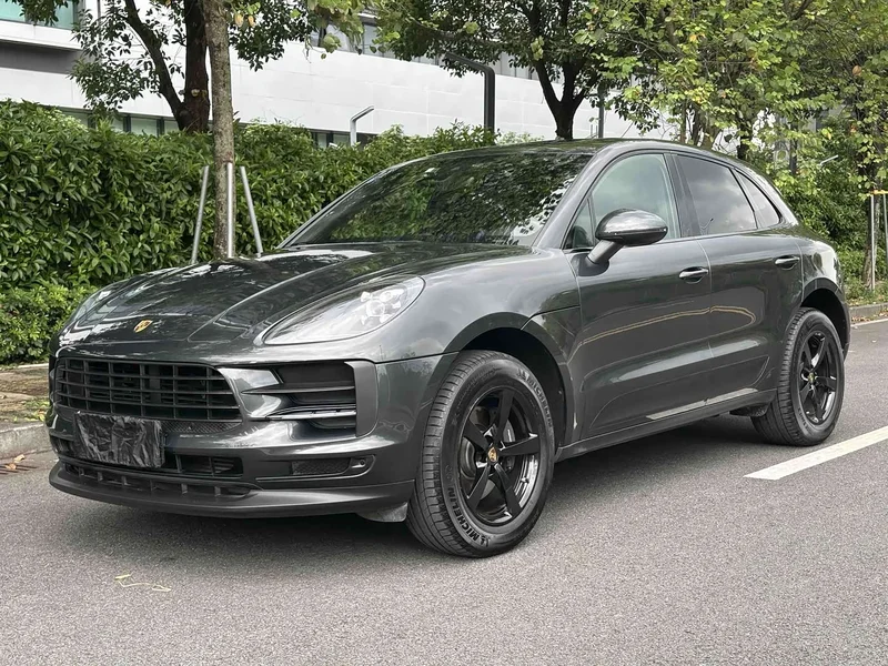 Porsche Macan — фото 1