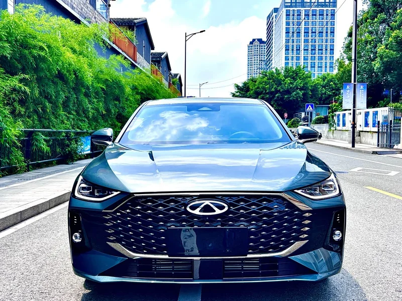 Chery Arrizo 8 Pro — фото 3