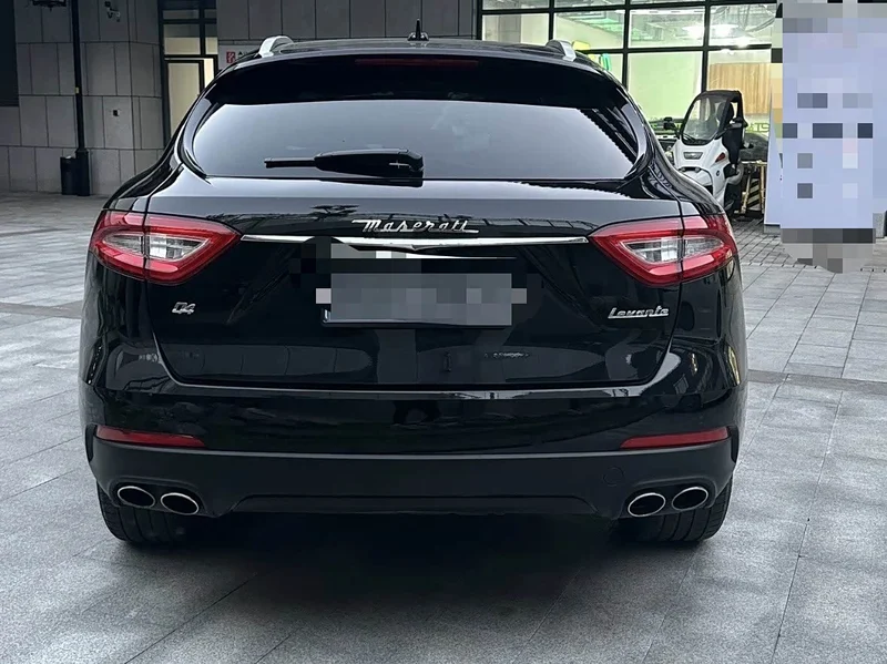 Maserati Levante — фото 10