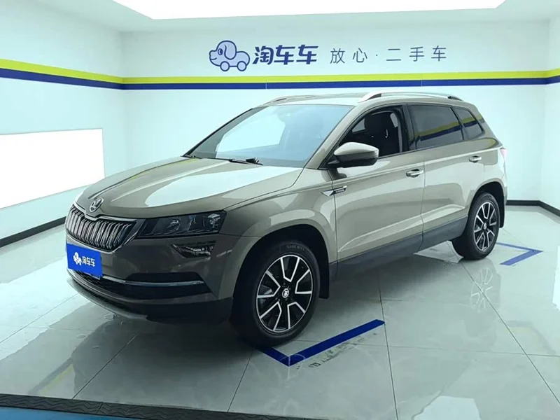Skoda Karoq — фото 1