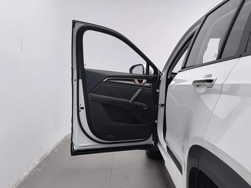 Baojun RS-5 — фото 8