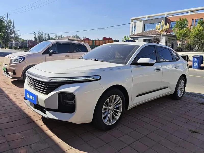 Baojun RC-5