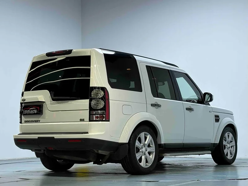Land Rover Discovery — фото 16