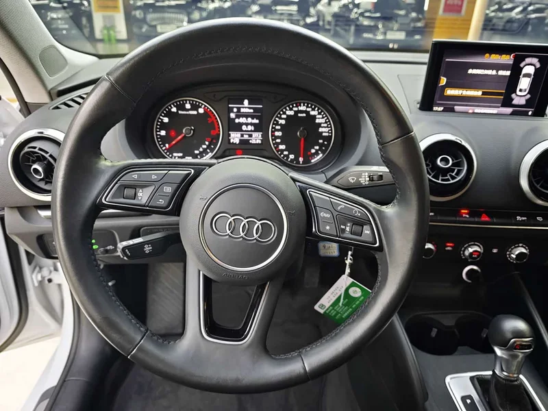 Audi A3 — фото 15