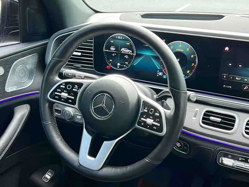 Mercedes-Benz GLE — фото 13