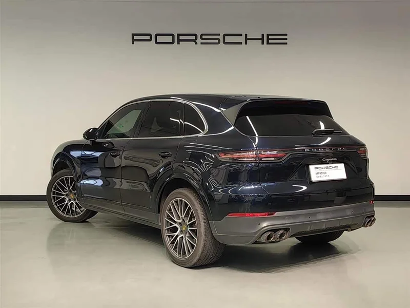 Porsche Cayenne — фото 5
