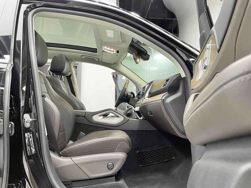 Mercedes-Benz GLS — фото 6