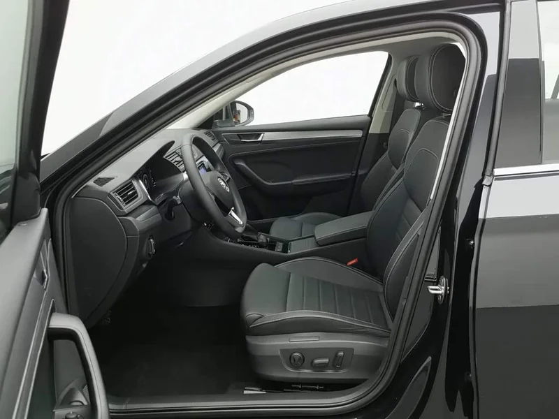 Skoda Superb — фото 10