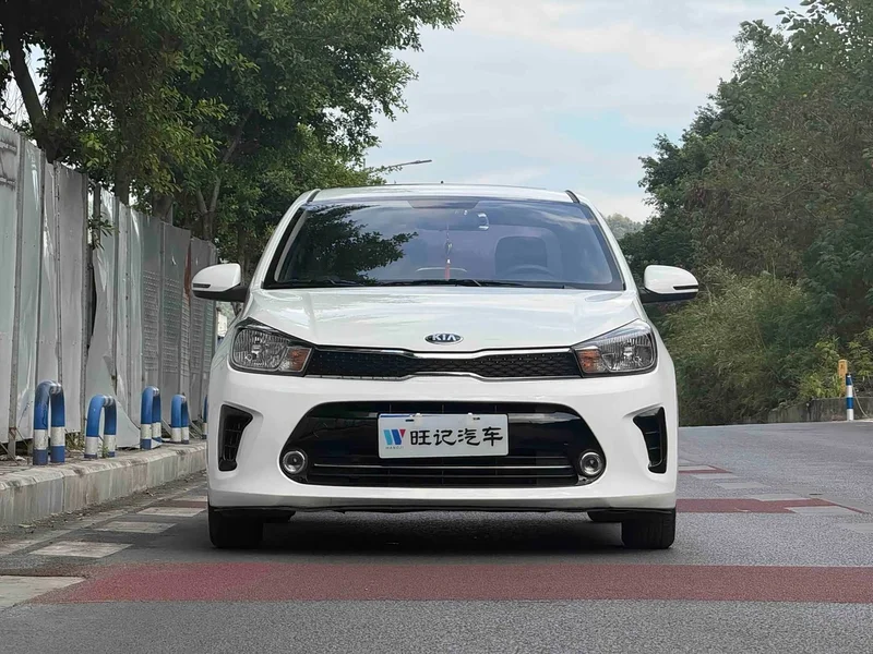 Kia Rio — фото 2