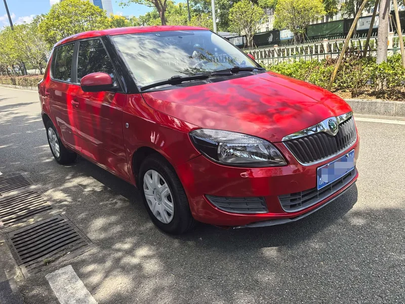 Skoda Citigo — фото 3