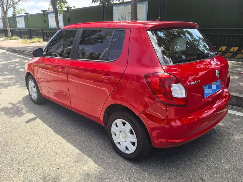 Skoda Citigo — фото 7