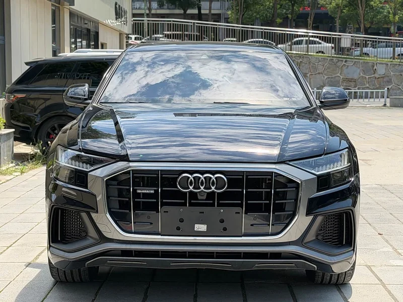 Audi Q8 — фото 2