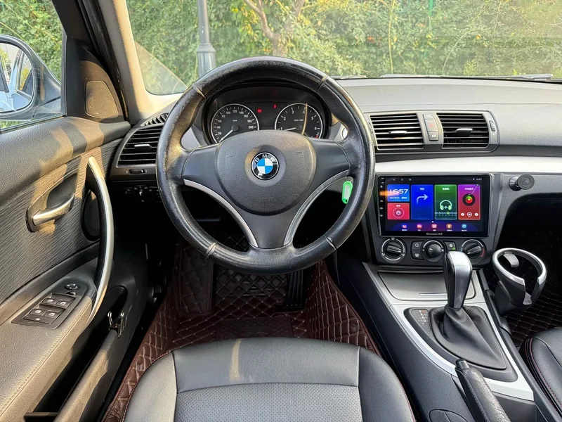 BMW 1-Series — фото 14