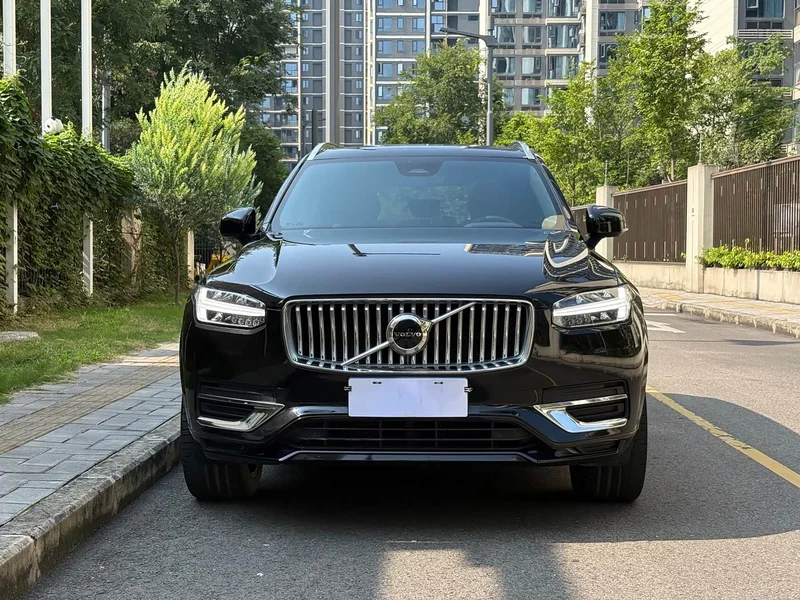 Volvo XC90 — фото 2