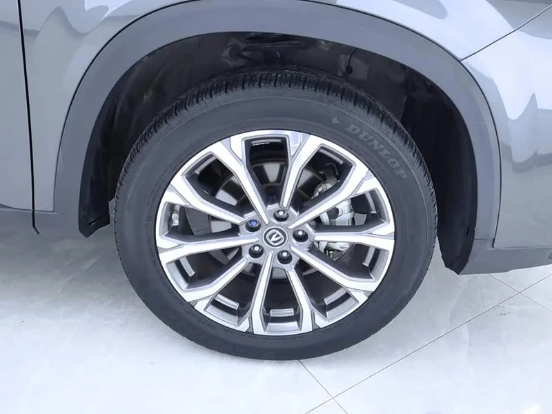Changan CS75PLUS — фото 6