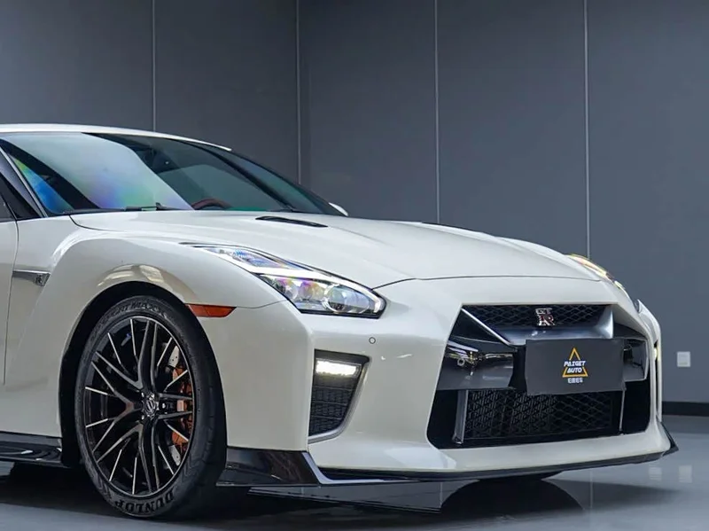 Nissan GT-R — фото 3