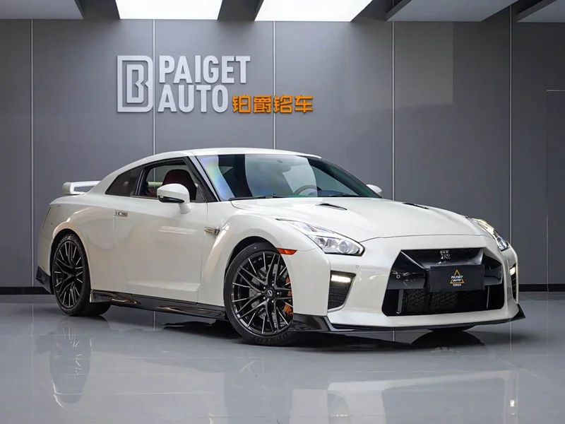 Nissan GT-R — фото 4
