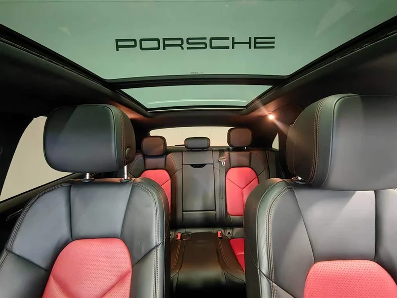 Porsche Macan — фото 12