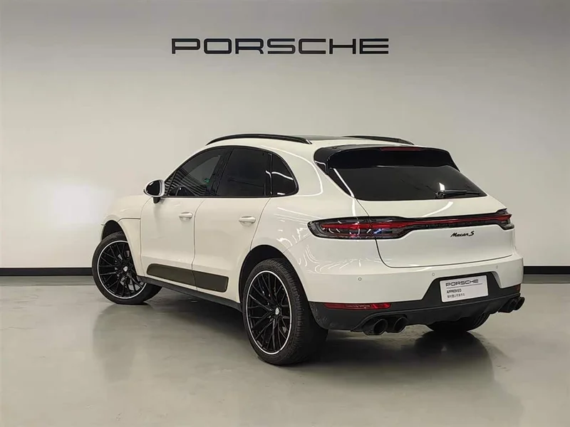 Porsche Macan — фото 5
