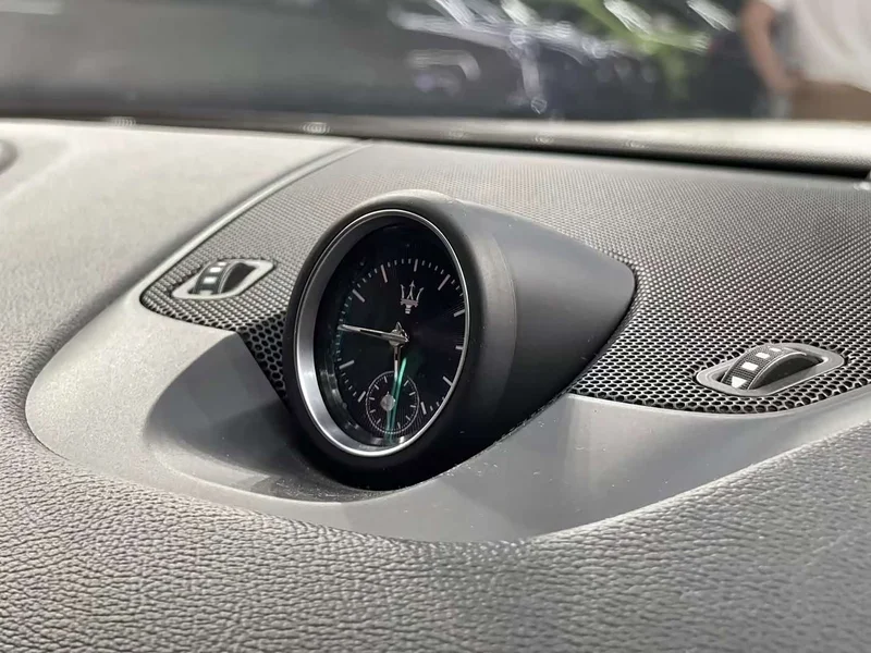 Maserati Levante — фото 26