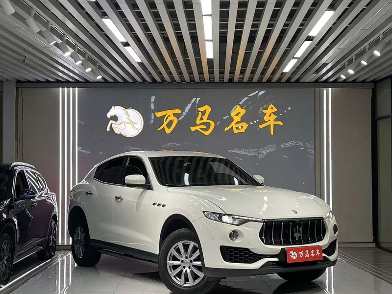 Maserati Levante — фото 3
